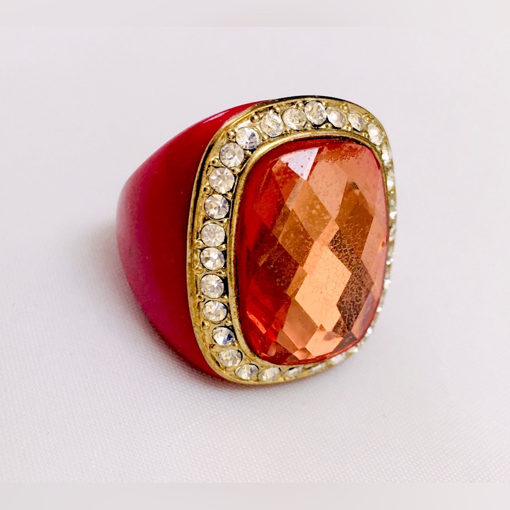 RMN Roman Vintage 1960s Style Hot Pink Plastic Rhinestone Ring
